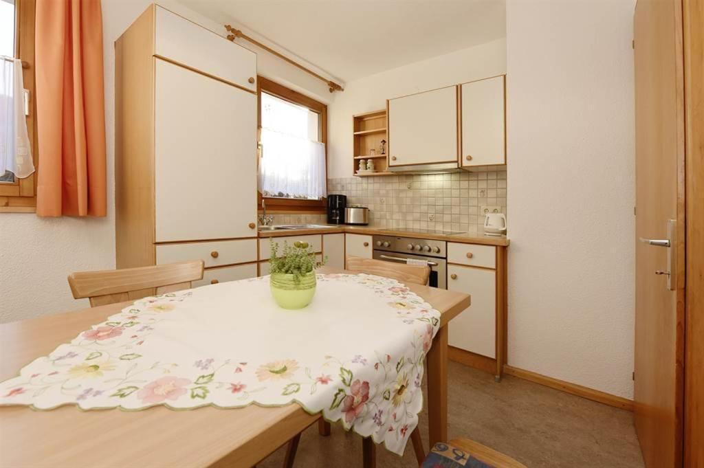 Ferienwohnung Bitschnau Ulrike Фанданс Екстер'єр фото